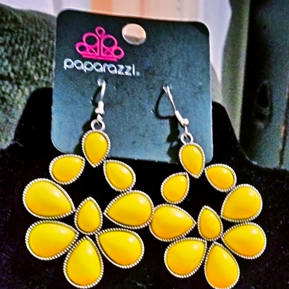 Beautiful summer earrings